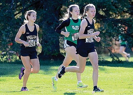 Hodag harriers finish mid-pack in Tomahawk Invite