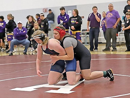 SDR board approves 'standalone' girls' wrestling team