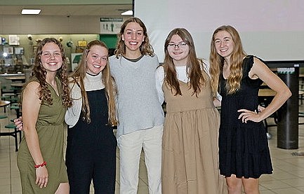 Volleyball team skips awards, honors seniors at banquet