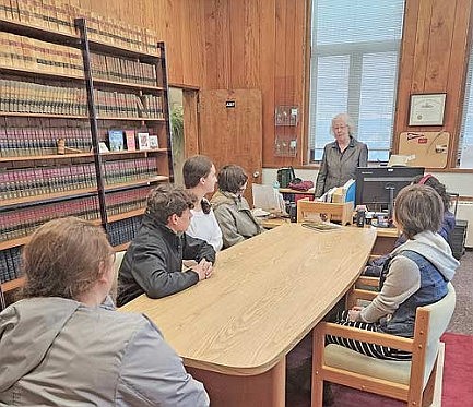 Teen Court panelists learn from sitting judge
