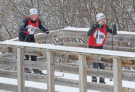 Middle school Nordic competes at Snekkevik