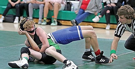 PHOTOS: Middle school wrestling