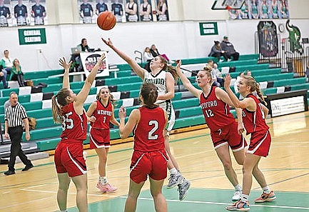 Lady Hodags score wins over Medford, Pines