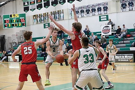 Hodags can't overcome Raiders' hot start