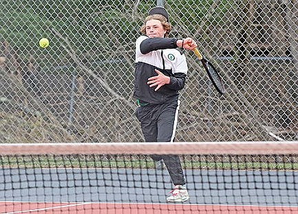 Hodag tennis falls to SPASH  in battle of conference leaders