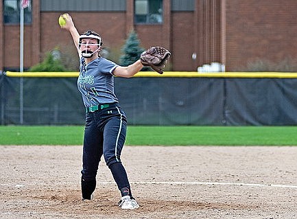 Softball: Hodags held hitless, still beat Lakeland