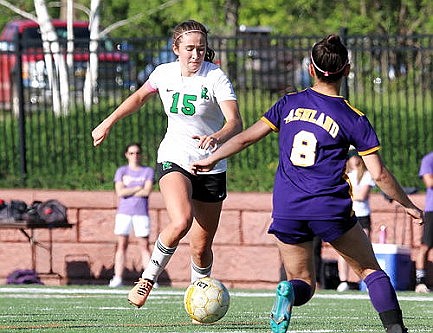 7 Hodags earn GNC soccer honors
