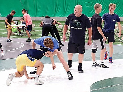 Hodag wrestlers welcome 9 teams to camp