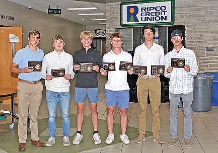 Roeser, Belanger named Hodag tennis MVPs